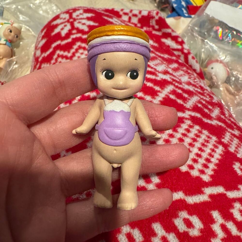 Authentic Sonny Angel Laduree Collection Christmas Ornament Macarn Violette 1